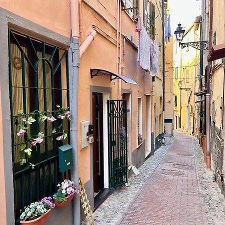 Le Petit Nid - Air Conditioning - A Few Steps From Casino And Ariston Sanremo